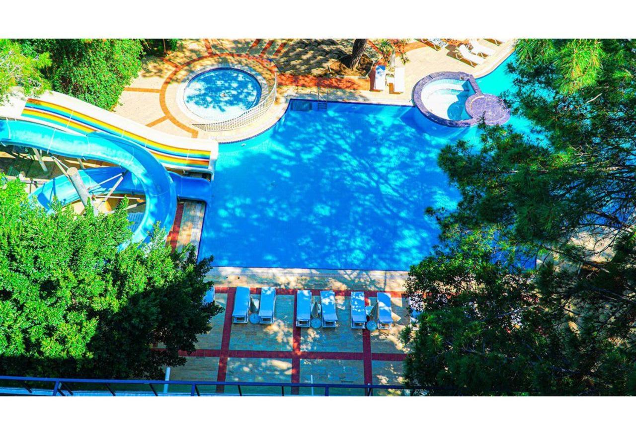 Festival Nature Hotel ケメル エクステリア 写真